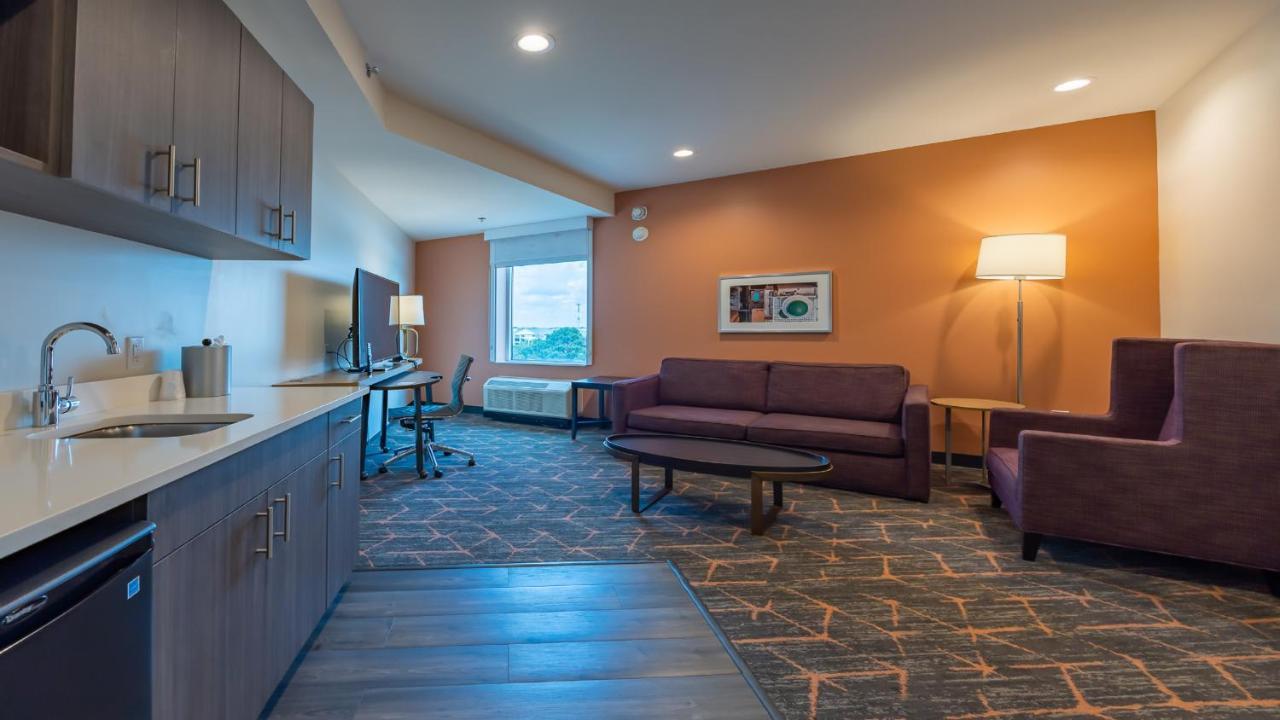 Courtyard By Marriott Atlanta Dunwoody酒店 外观 照片