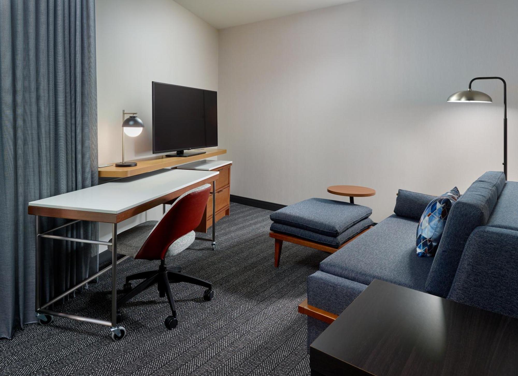 Courtyard By Marriott Atlanta Dunwoody酒店 外观 照片