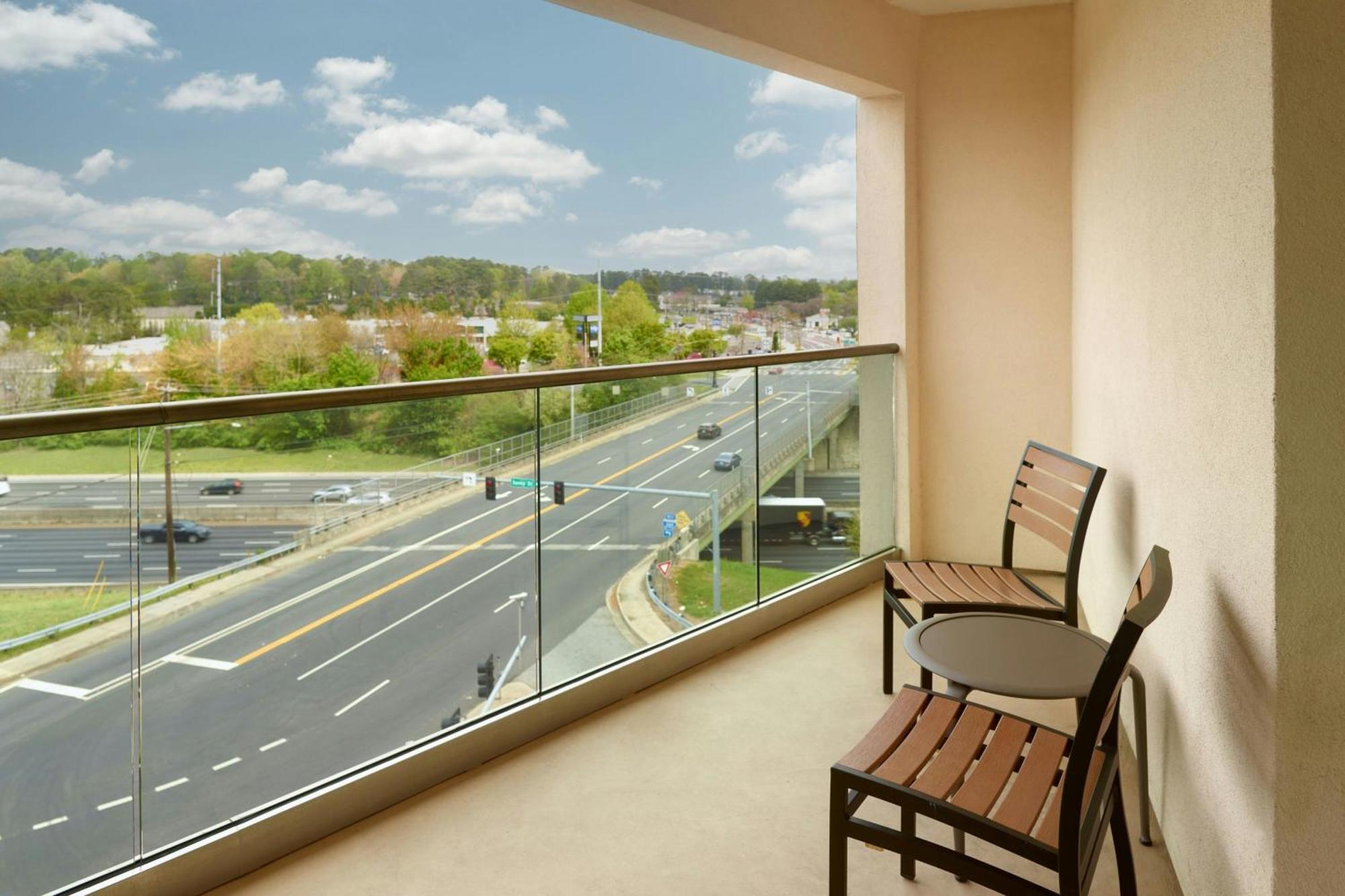 Courtyard By Marriott Atlanta Dunwoody酒店 外观 照片